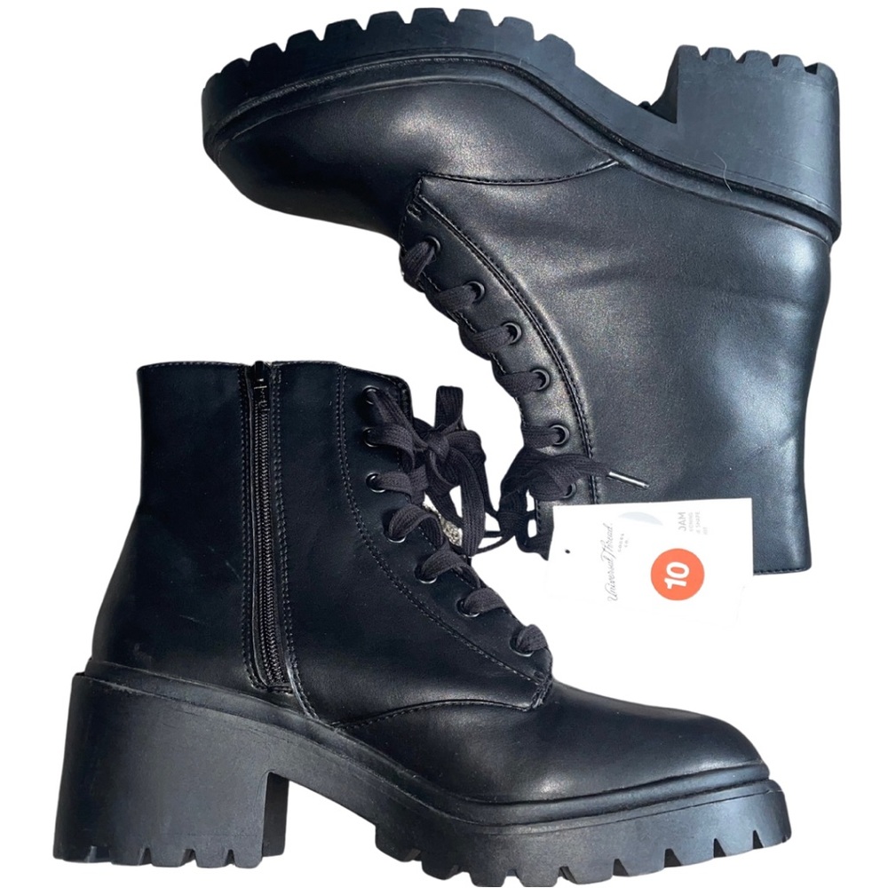 NWT Universal Thread Black Faux Leather Zip-Up Memory Foam Platform Ankle Boots